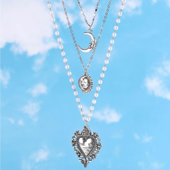 3 for 25! - Picture 1 of 1